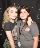 sabrinacarpenter-daily_2827729.jpg