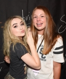 sabrinacarpenter-daily_2836829.jpg