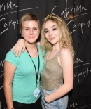 sabrinacarpenter-daily_2812829.jpg