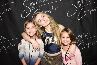 sabrinacarpenter-daily_287629.jpg