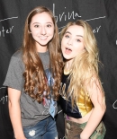 sabrinacarpenter-daily_287129.jpg