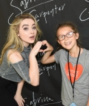 sabrinacarpenter-daily_281829.jpg