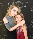 sabrinacarpenter-daily_282629.jpg