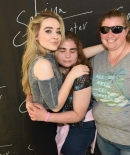 sabrinacarpenter-daily_285229.jpg