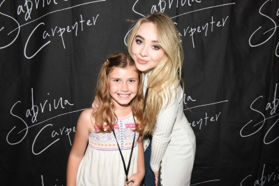 sabrinacarpenter-daily_2819029.jpg