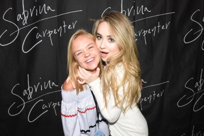 sabrinacarpenter-daily_284629.jpg