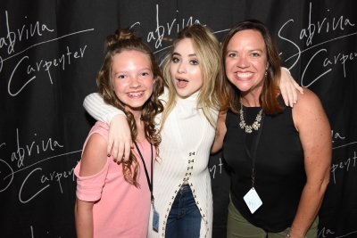 sabrinacarpenter-daily_285229.jpg