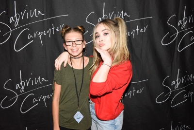 sabrinacarpenter-daily_2814129.jpg