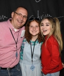 sabrinacarpenter-daily_2811429.jpg