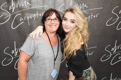 sabrinacarpenter-daily_2831829.jpg