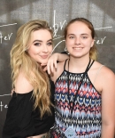 sabrinacarpenter-daily_2834929.jpg