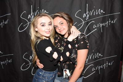 sabrinacarpenter-daily_2824629.jpg