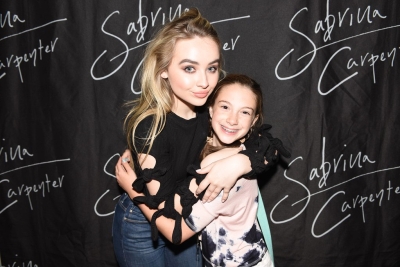 sabrinacarpenter-daily_2827329.jpg