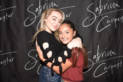 sabrinacarpenter-daily_287329.jpg