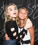 sabrinacarpenter-daily_2811229.jpg