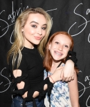 sabrinacarpenter-daily_2817229.jpg