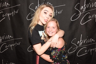 sabrinacarpenter-daily_28229.jpg