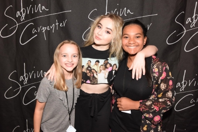 sabrinacarpenter-daily_28729.jpg