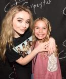 sabrinacarpenter-daily_2829329.jpg