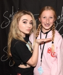 sabrinacarpenter-daily_2833329.jpg