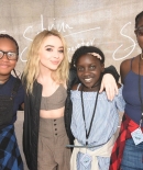 sabrinacarpenter-daily_2811029.jpg