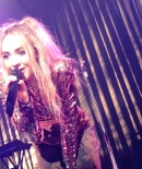 sabrinacarpenter-daily_28329.jpg