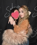 sabrinacarpenter-daily_286929.jpg