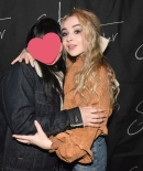 sabrinacarpenter-daily_288929.jpg