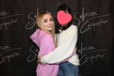 sabrinacarpenter-daily_286529.jpg