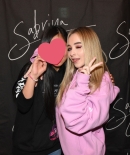 sabrinacarpenter-daily_281329.jpg