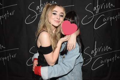 sabrinacarpenter-daily_2814329.jpg