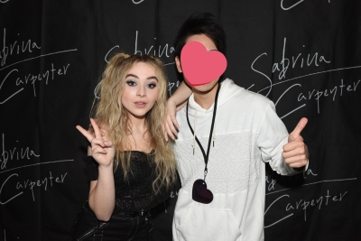 sabrinacarpenter-daily_282129.jpg