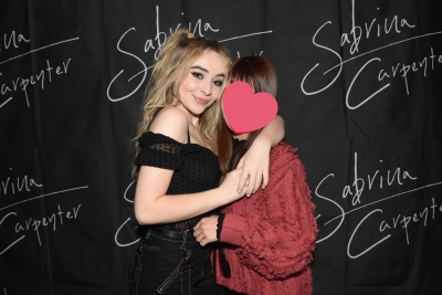 sabrinacarpenter-daily_283129.jpg