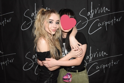 sabrinacarpenter-daily_283929.jpg