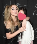 sabrinacarpenter-daily_2811629.jpg