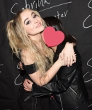 sabrinacarpenter-daily_2818129.jpg