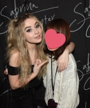 sabrinacarpenter-daily_2819529.jpg