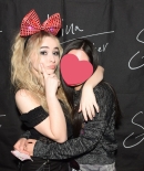 sabrinacarpenter-daily_2819829.jpg