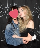 sabrinacarpenter-daily_2820329.jpg