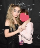 sabrinacarpenter-daily_2820429.jpg