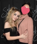 sabrinacarpenter-daily_282329.jpg