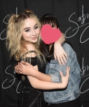 sabrinacarpenter-daily_282929.jpg