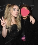 sabrinacarpenter-daily_283629.jpg