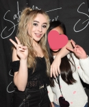 sabrinacarpenter-daily_285729.jpg