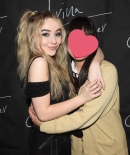 sabrinacarpenter-daily_288529.jpg