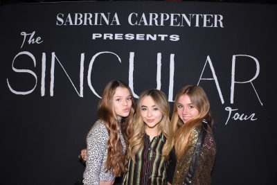 sabrinacarpenter-daily_284529.jpg