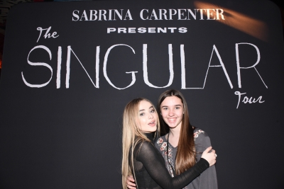 sabrinacarpenter-daily_2824329.jpg