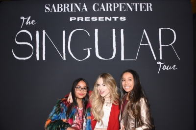 sabrinacarpenter-daily_2811029.jpg