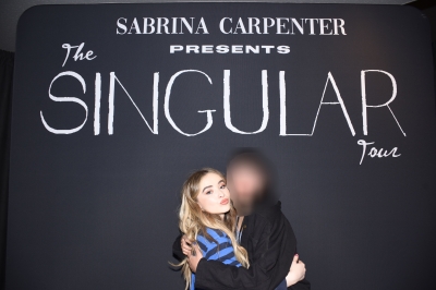 sabrinacarpenter-daily_28729.jpg