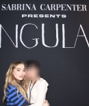 sabrinacarpenter-daily_2823729.jpg